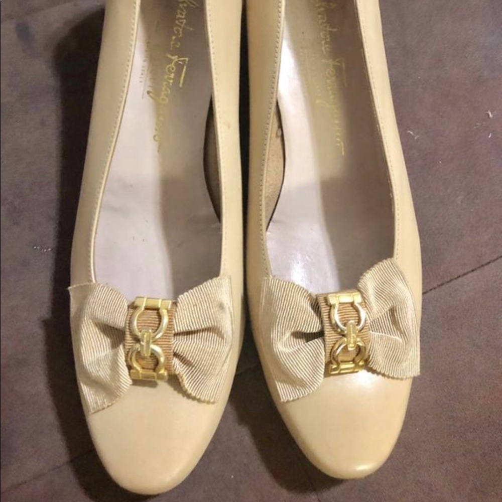 Authentic ferragamo shoes size 7